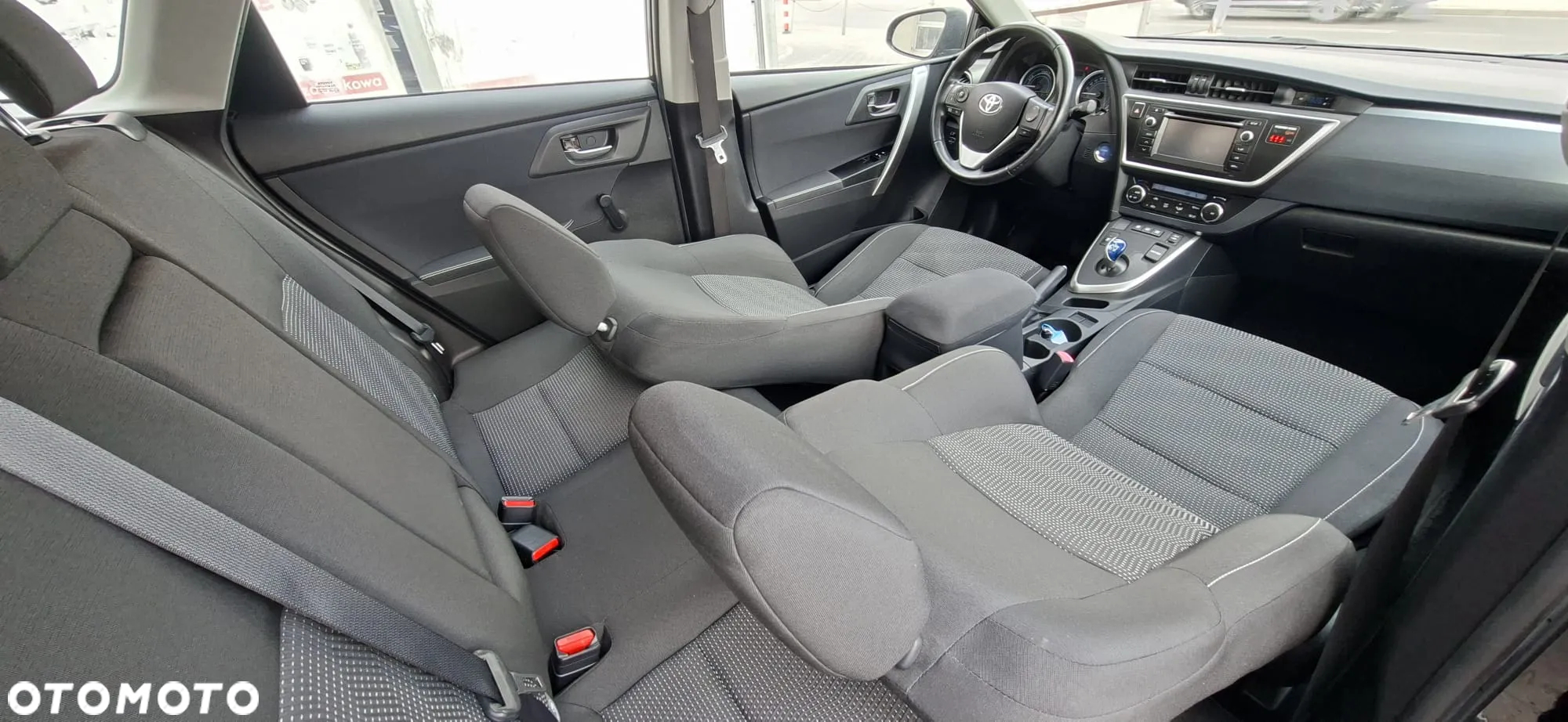 Toyota Auris 1.8 VVT-i Hybrid Automatik Comfort - 18