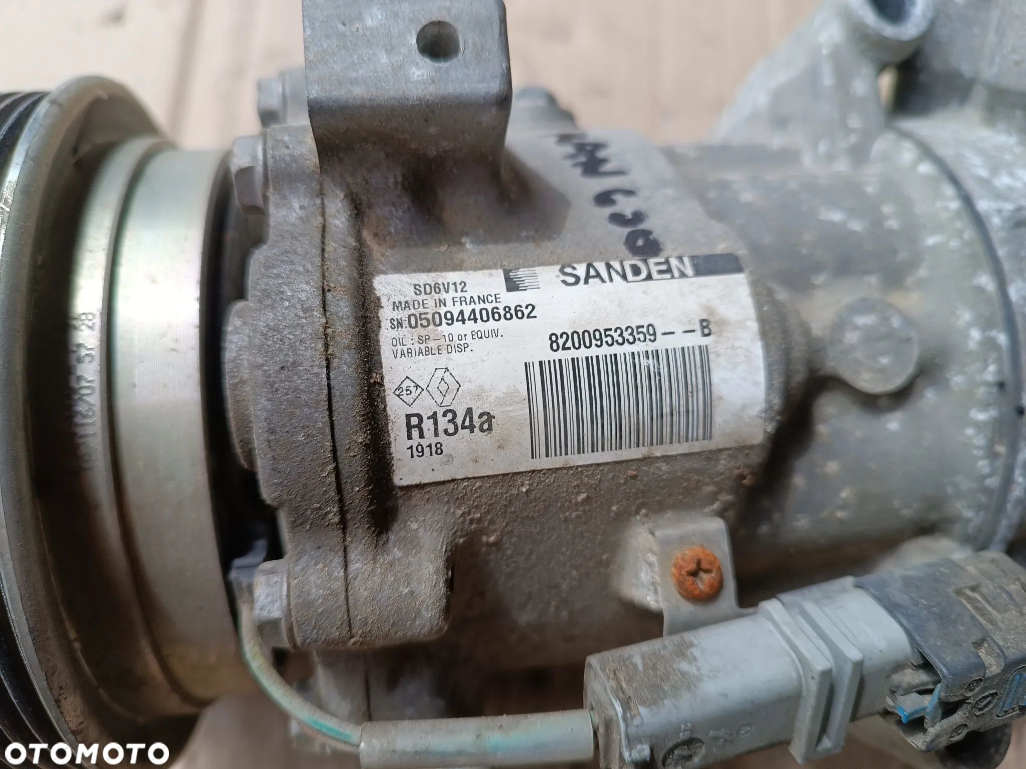 SPRĘŻARKA KOMPRESOR KLIMATYZACJI 8200953359 RENAULT 1.5 DCI - 1