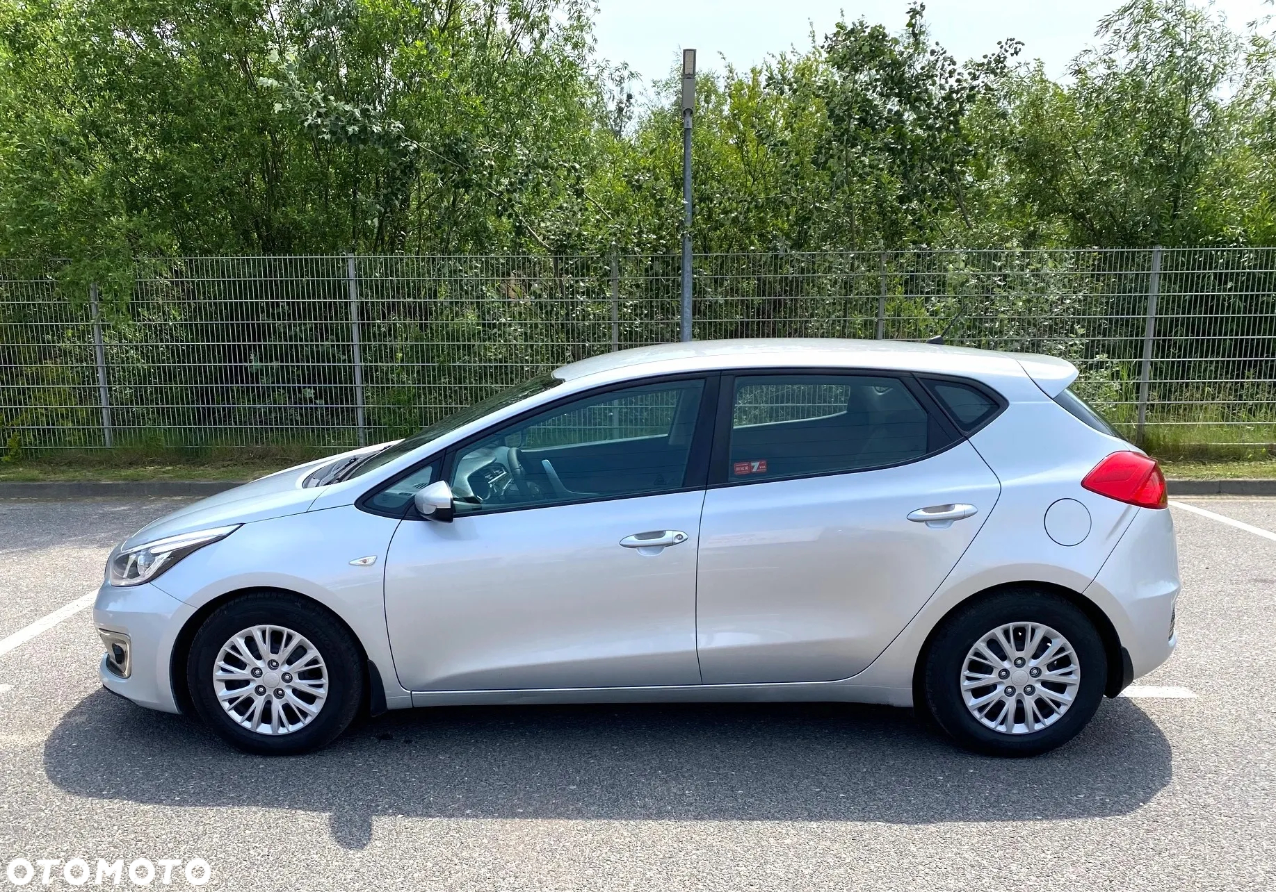 Kia Ceed Cee'd 1.4 CRDi M - 4