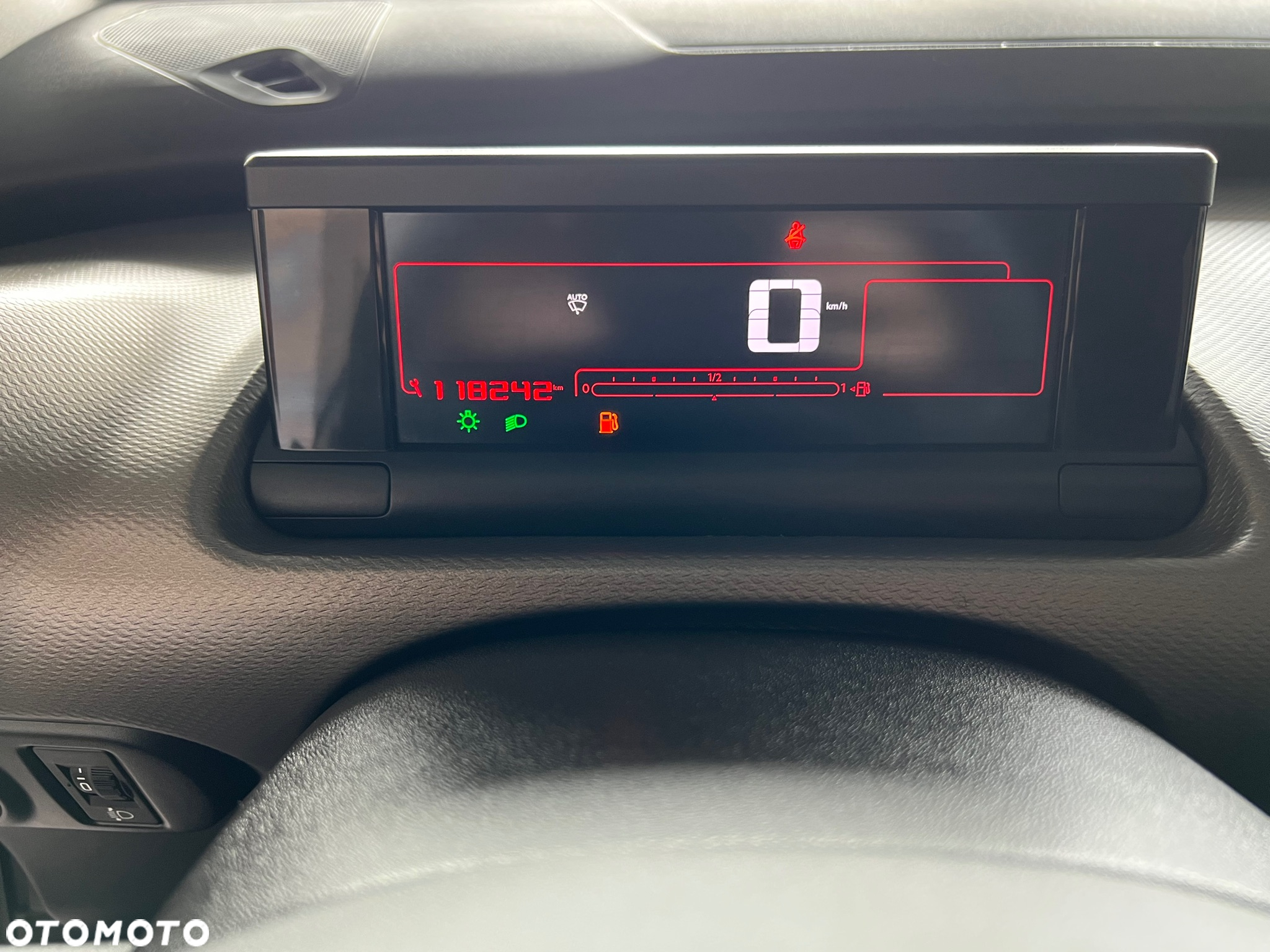 Citroën C4 Cactus - 22