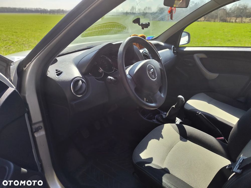 Dacia Duster 1.6 Euro5 - 6