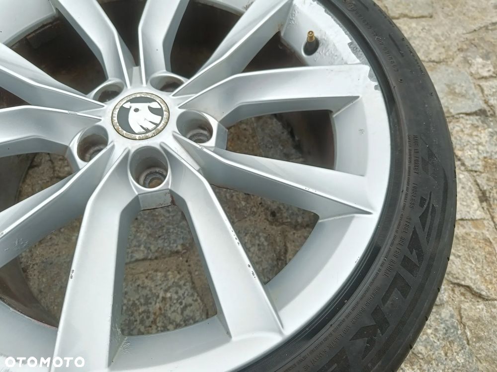 Felgi Aluminiowe 18 Skoda Superb 5x112 ET44 Seat Audi VW 3V0601025J - 13