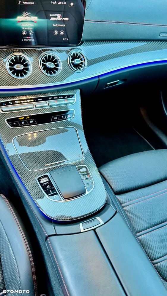 Mercedes-Benz Klasa E AMG 53 Coupe 4-Matic+ 9G-TRONIC - 17
