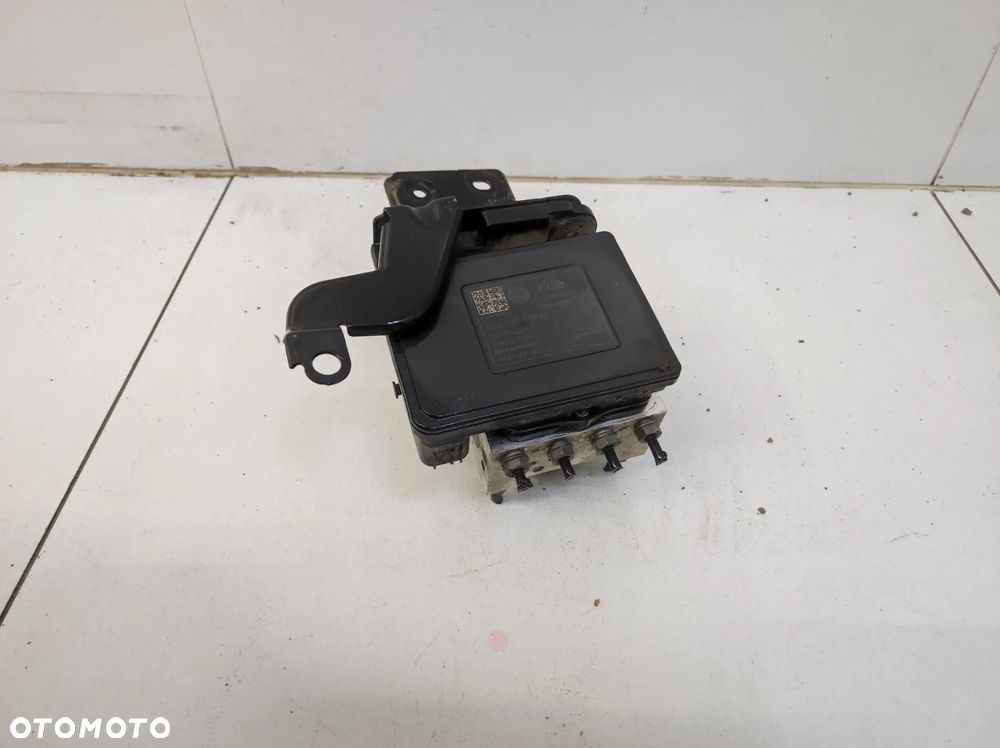Pompa ABS Volkswagen PASSAT B8 2.0 TDI - 1