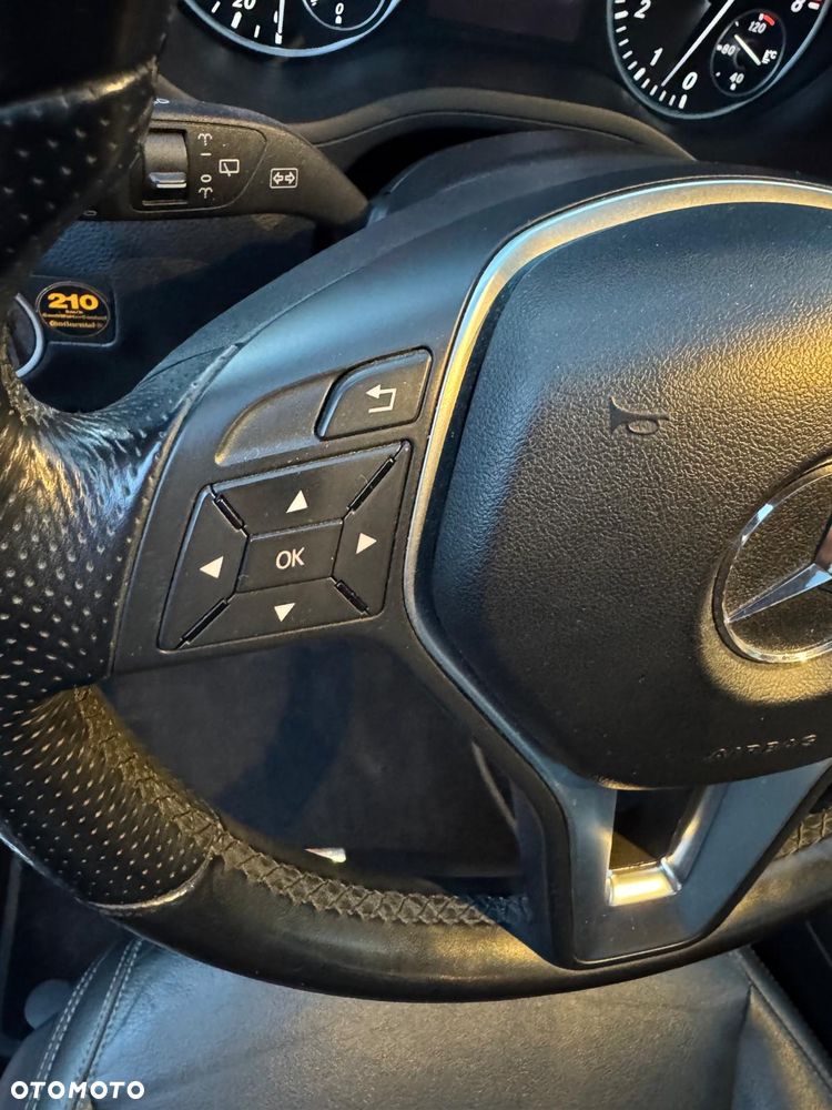 Mercedes-Benz Klasa B 180 BlueEFFICIENCY Edition - 22