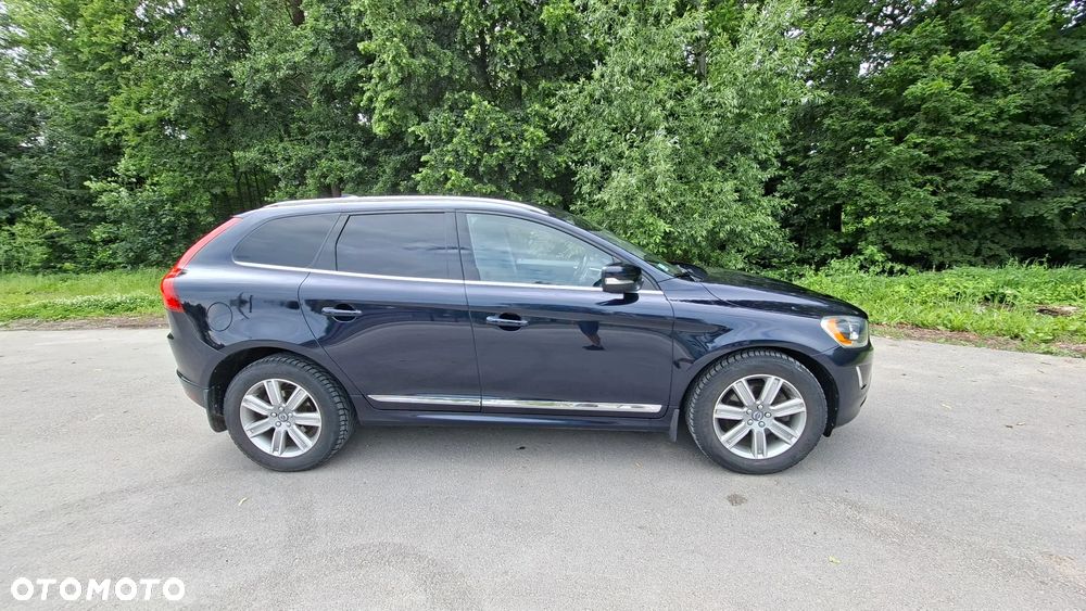 Volvo XC 60 T6 AWD Geartronic Momentum - 1