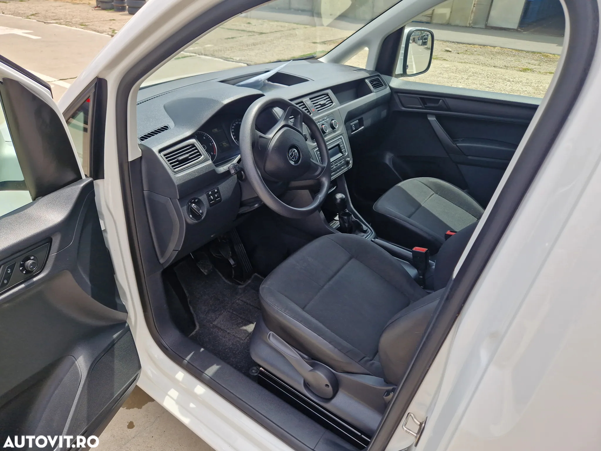 Volkswagen Caddy maxi - 12