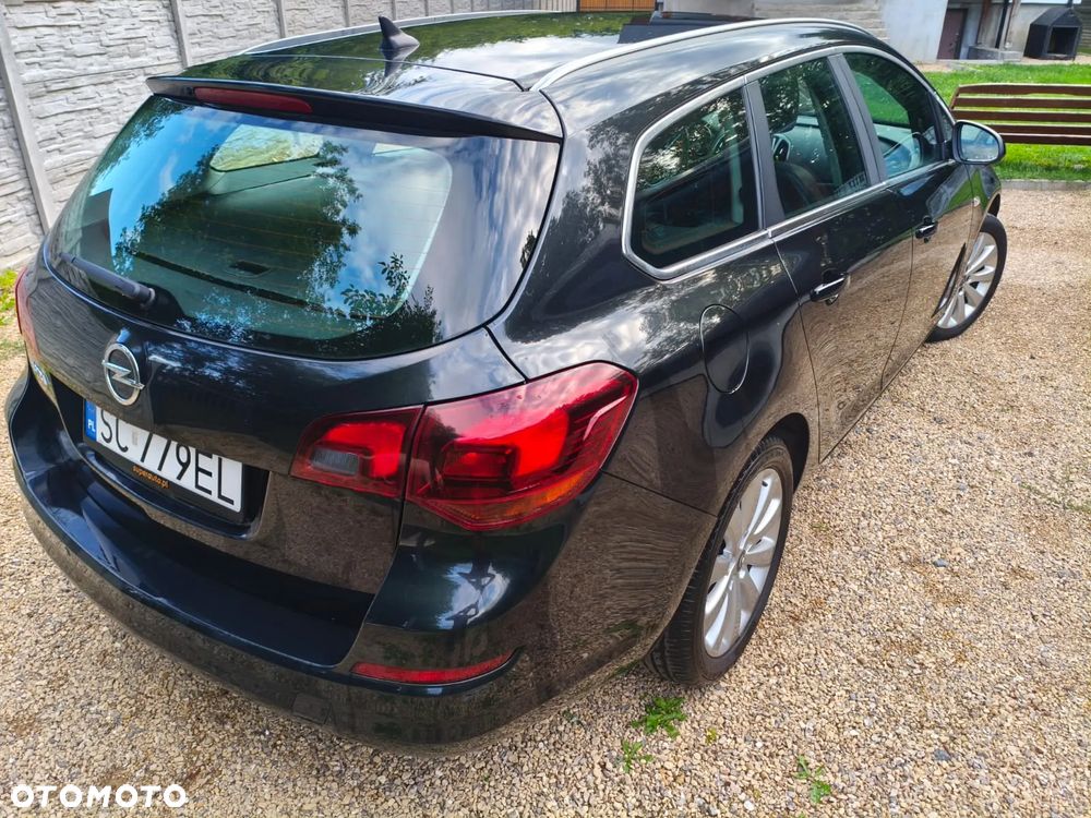 Opel Astra 1.4 T Cosmo - 5