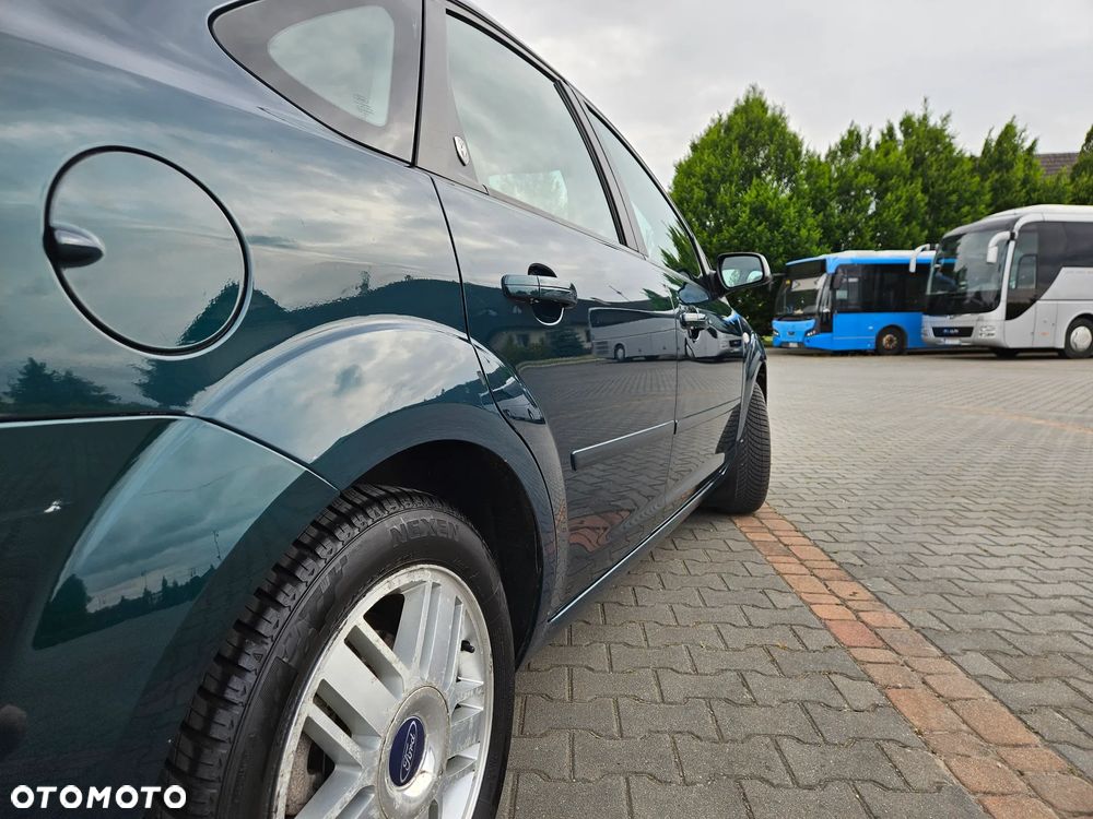 Ford Focus 1.6 TDCi Ghia - 36