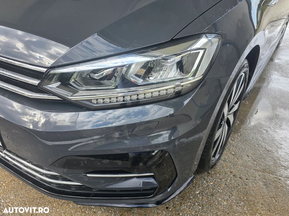 Volkswagen Touran 2.0 TDI SCR DSG Highline - 27