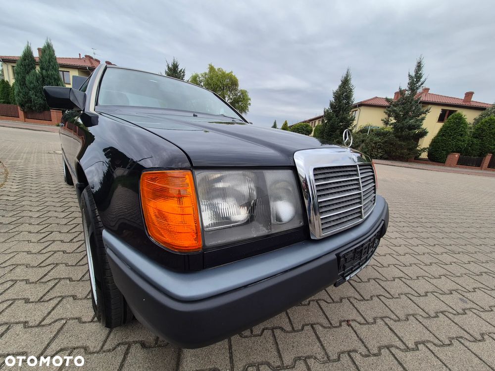 Mercedes-Benz W124 (1984-1993) - 22
