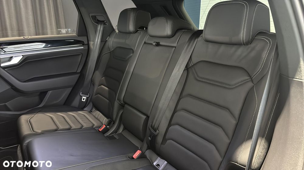 Volkswagen Touareg 3.0 V6 TDI 4Motion R-Line - 17