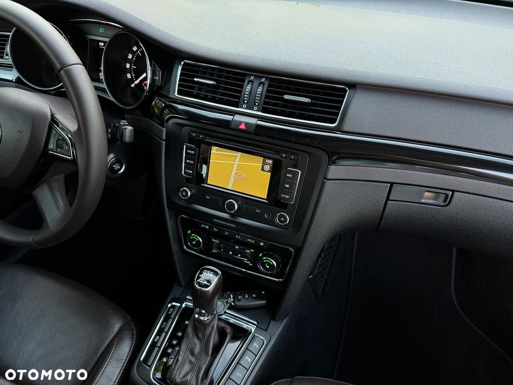 Skoda Superb 2.0 TDI DSG L&K - 40