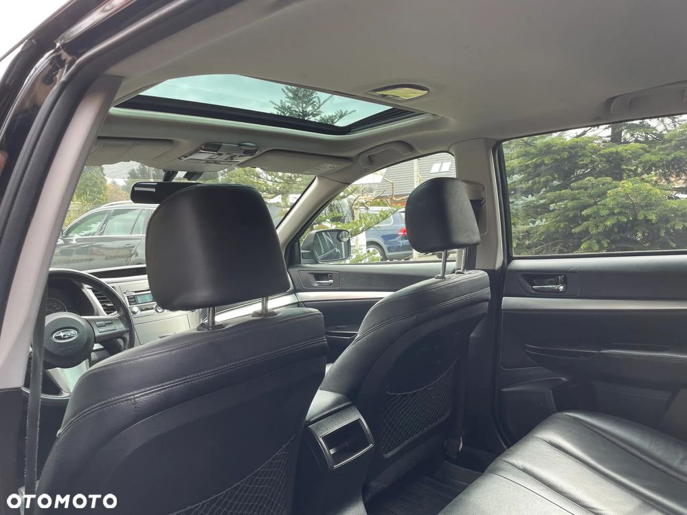 Subaru Outback 2.0 D Comfort - 18