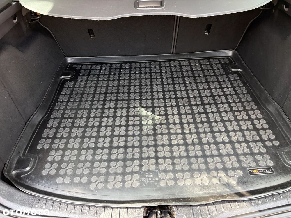 Ford Focus 1.6 EcoBoost Gold X (Edition) - 19