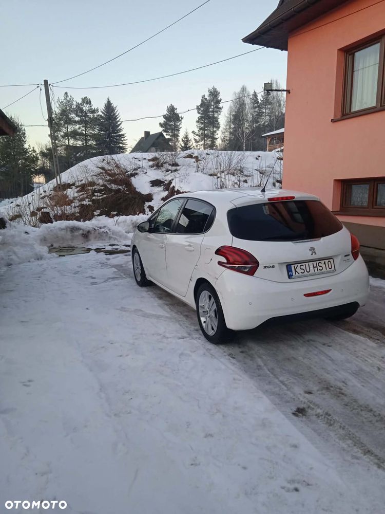 Peugeot 208 PureTech 82 Winter Edition - 4