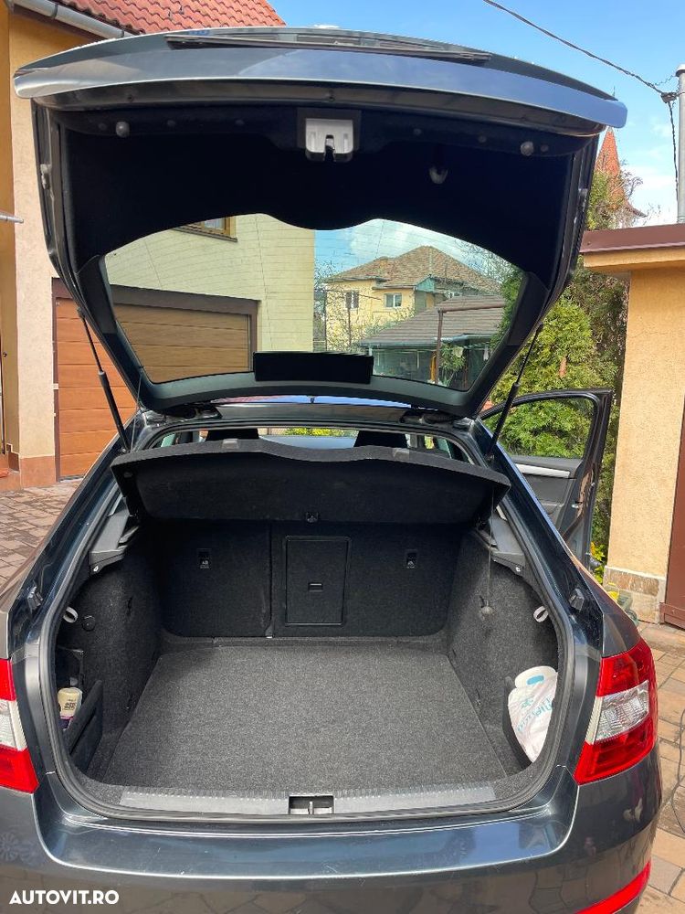 Skoda Octavia 1.4 TSI (Green tec) DSG Style - 10