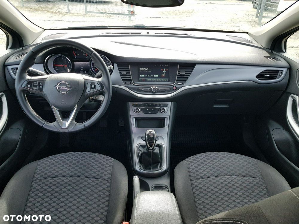 Opel Astra - 12