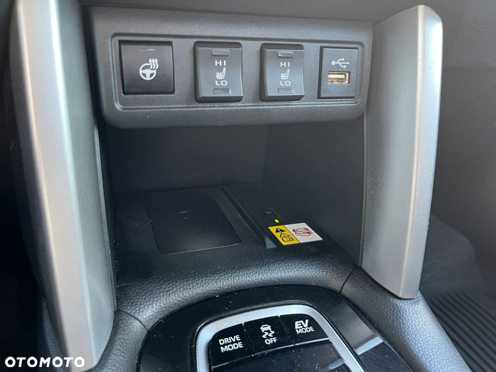 Toyota Corolla Cross 2.0 Hybrid Style AWD - 20