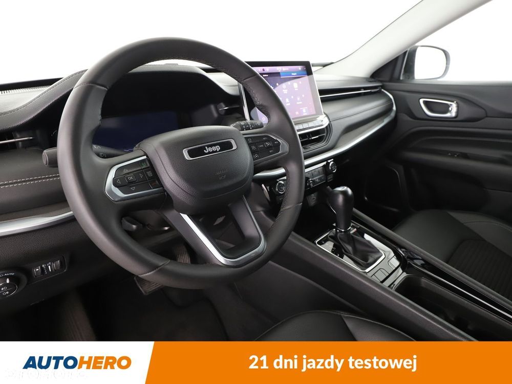 Jeep Compass - 11