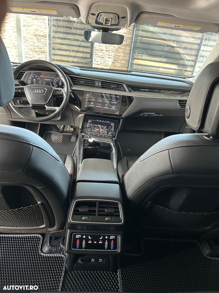 Audi e-tron - 6