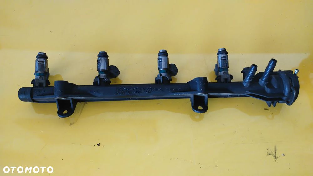 LISTWA WTRYSKOWA VOLKSWAGEN  032 133 319