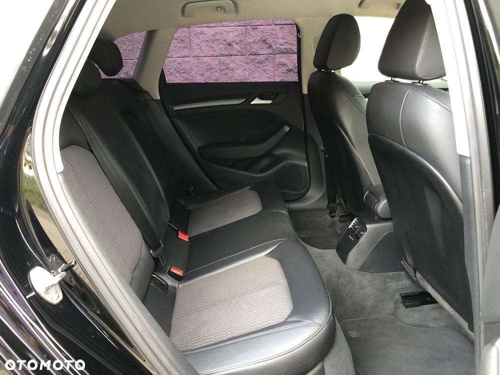 Audi A3 Sportback 1.6 TDI Ambiente - 10