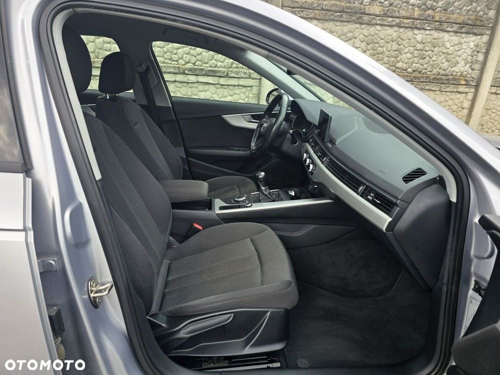 Audi A4 Avant 2.0 TDI - 23