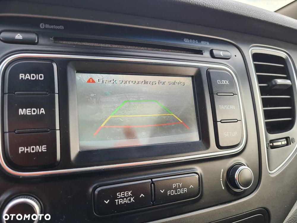 Kia Carens 1.7 CRDi 115 Dream-Team Edition - 40