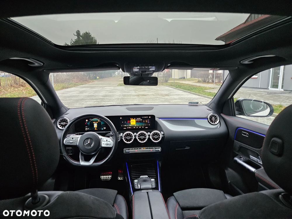 Mercedes-Benz GLA 200 AMG Line - 10