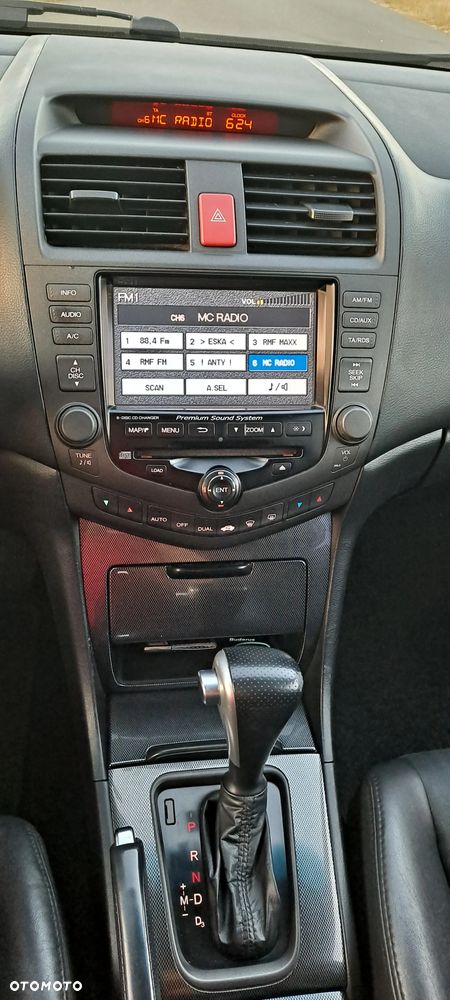 Honda Accord Tourer 2.0 i Automatik Sport - 23