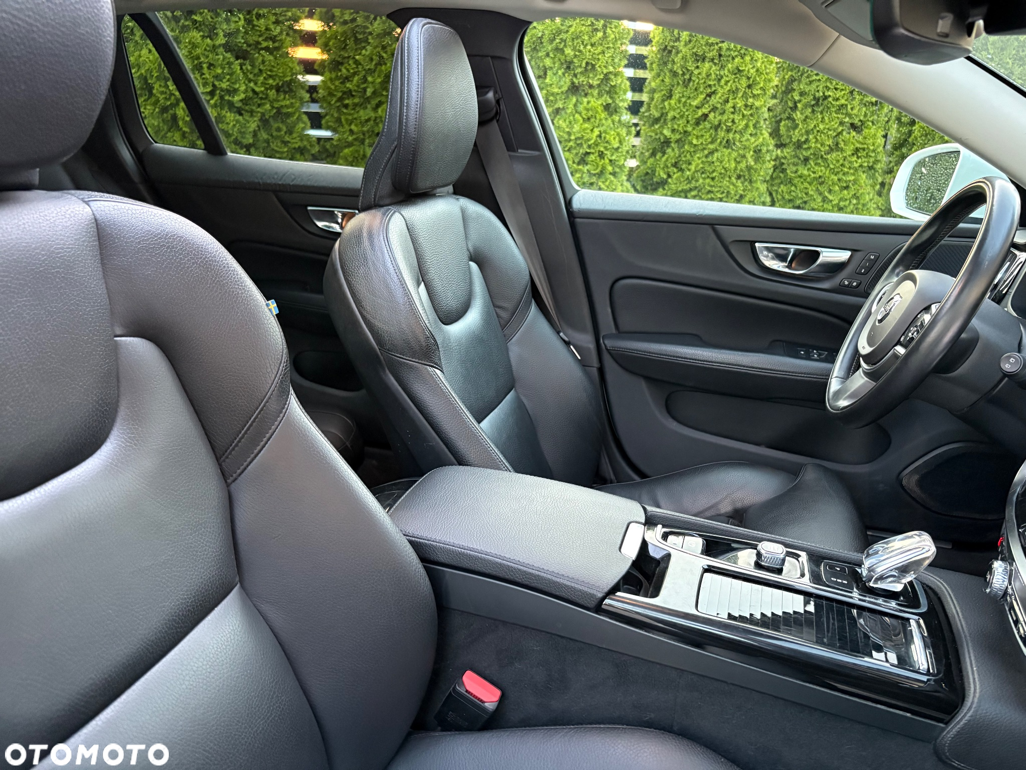 Volvo V60 T6 AWD Recharge Geartronic Inscription - 17