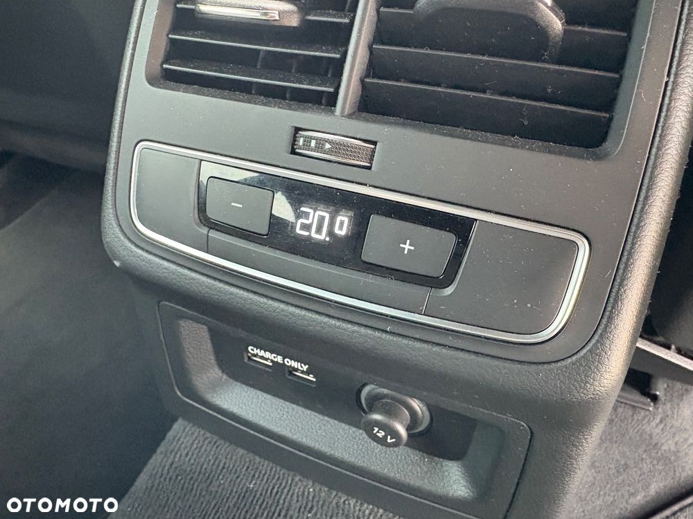 Audi A4 Avant 40 TDI Sport S tronic - 18
