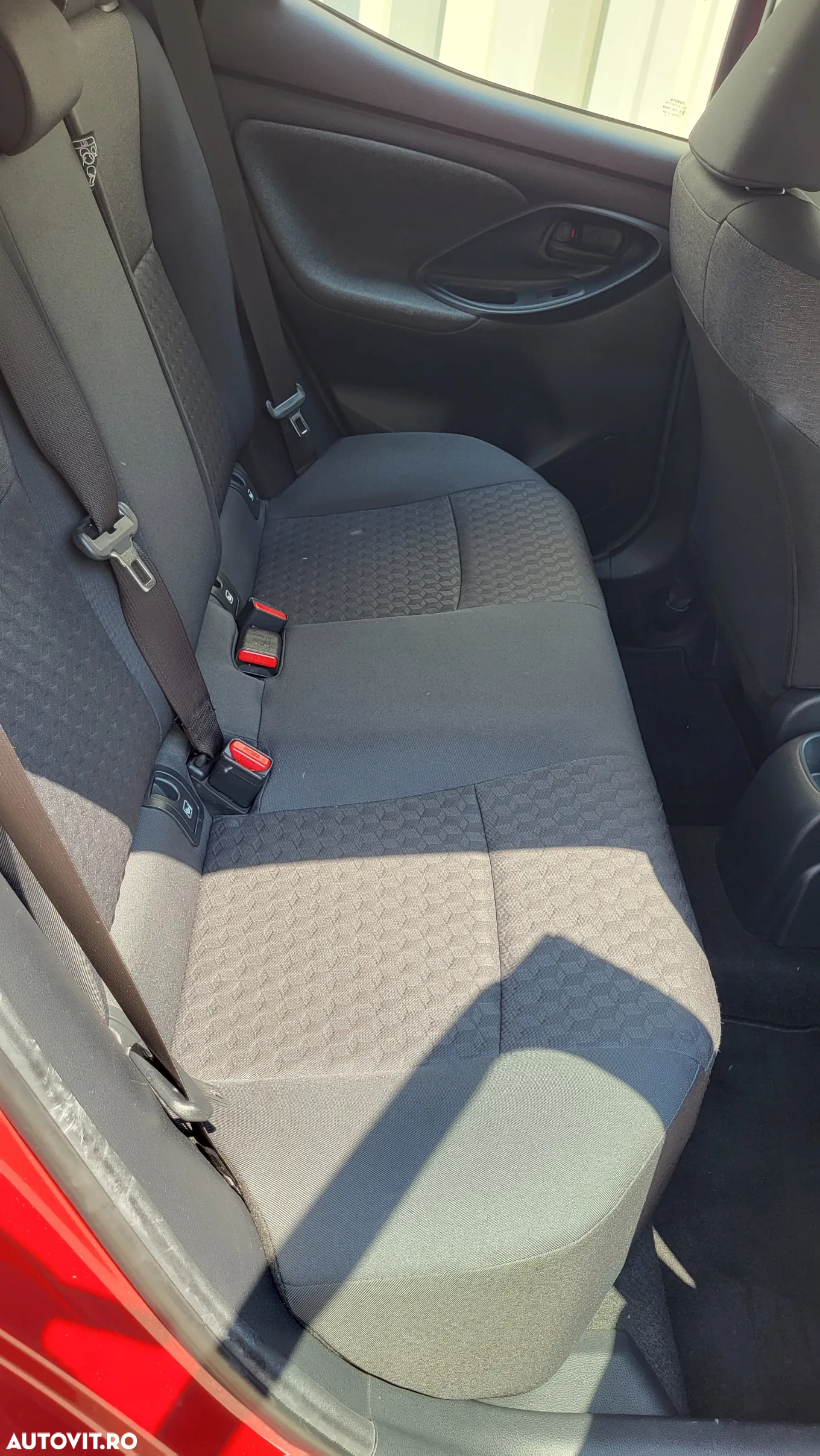 Toyota Yaris 1.5 L CVT Dynamic - 16