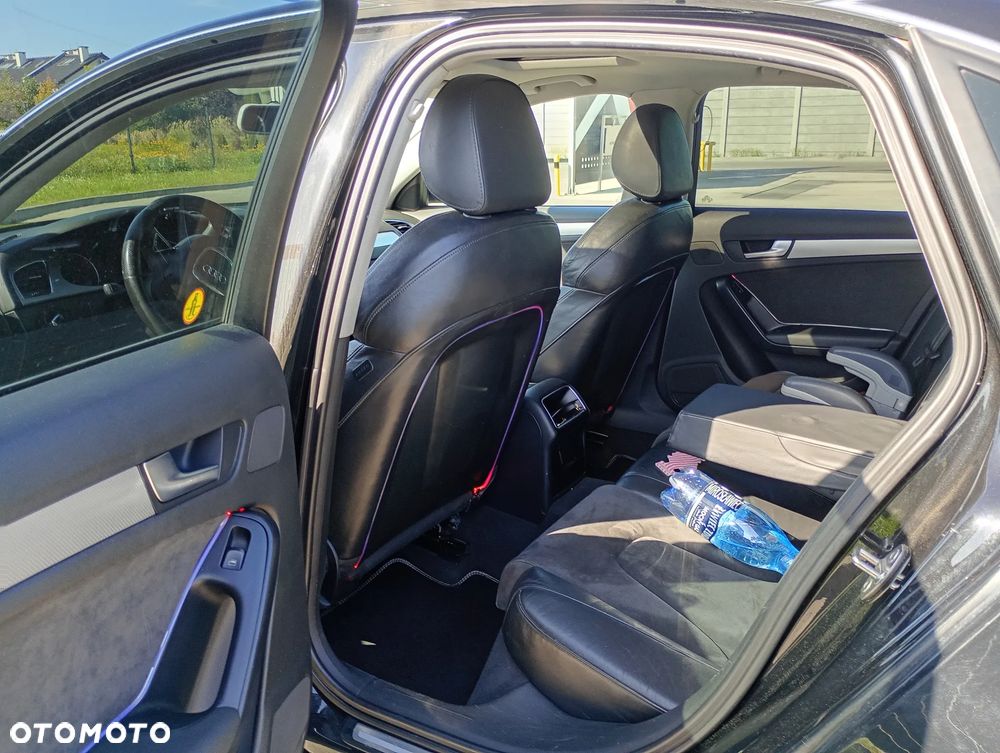 Audi A4 Limousine 2.0 TDI DPF Ambiente - 9