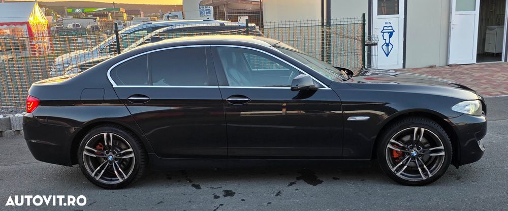 BMW Seria 5 520d - 6