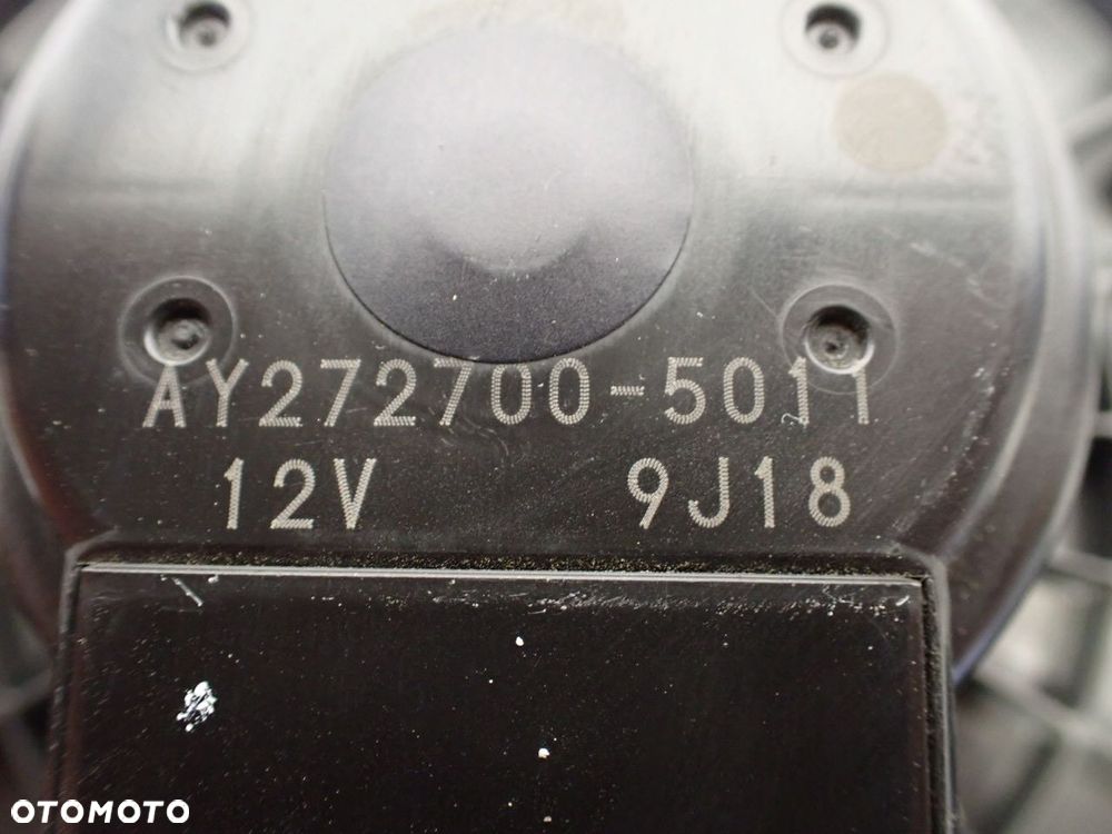 WENTYLATOR NAWIEWU DODGE CALIBER  AY272700-5011 - 5