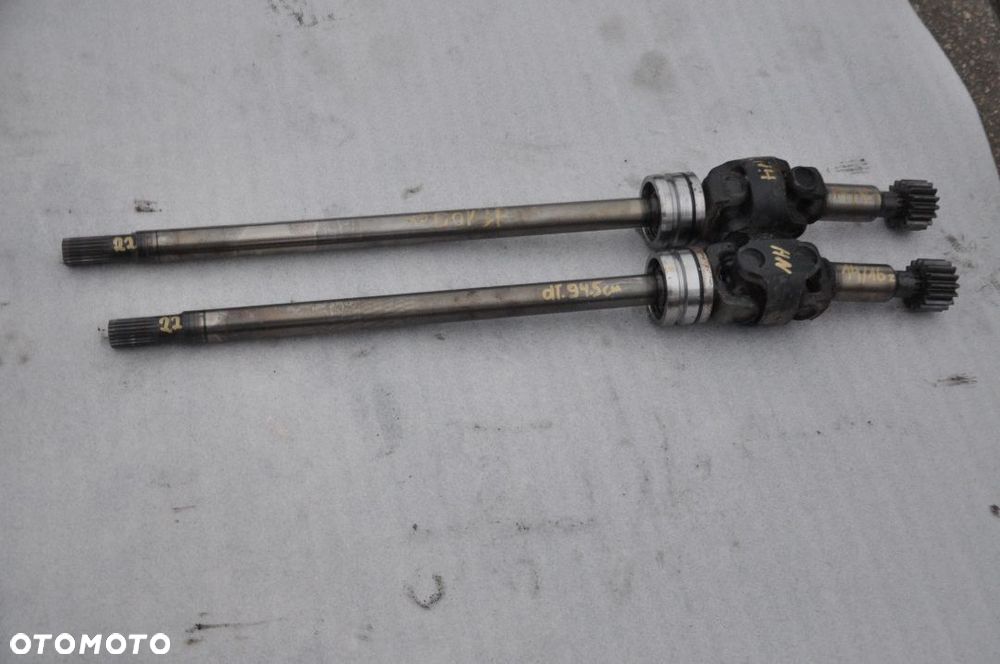 PÓŁOŚ PÓŁOŚKA NEW HOLLAND CASE DŁ. 94,5 CM / 100 CM - 1