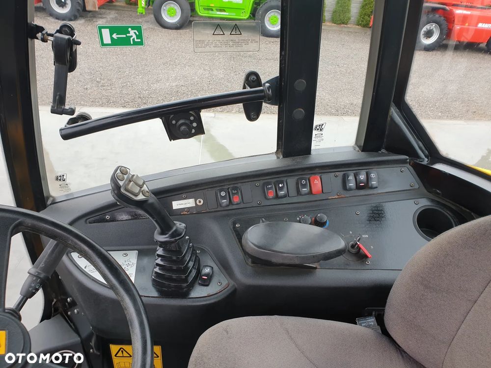 JCB 409 AGRI 40 KM/H WIDLY/ŁYŻKA SPROWADZONA SUPER STAN - 17