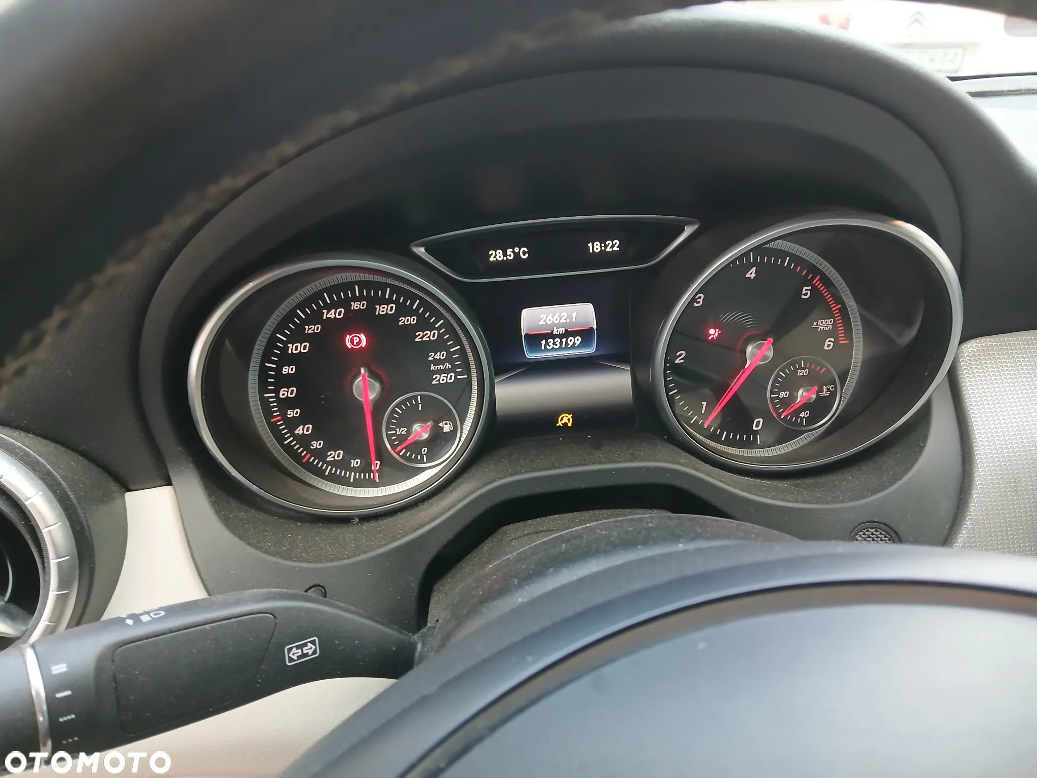 Mercedes-Benz CLA Shooting Brake 180 d Peak Edition - 15