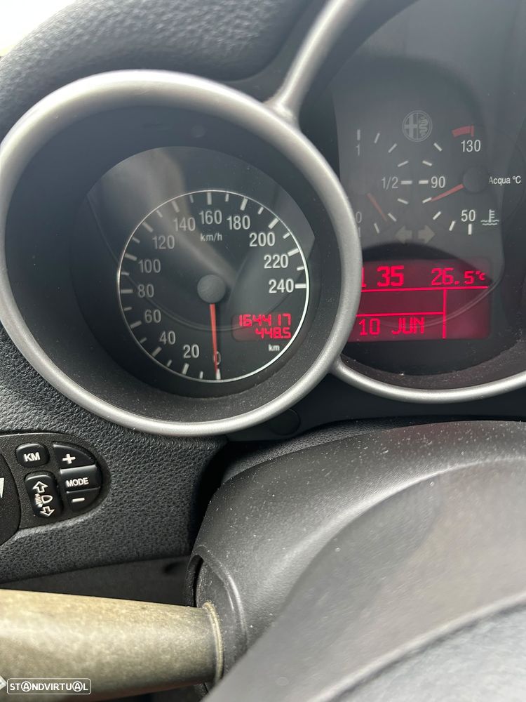 Alfa Romeo 147 1.6 TS - 9