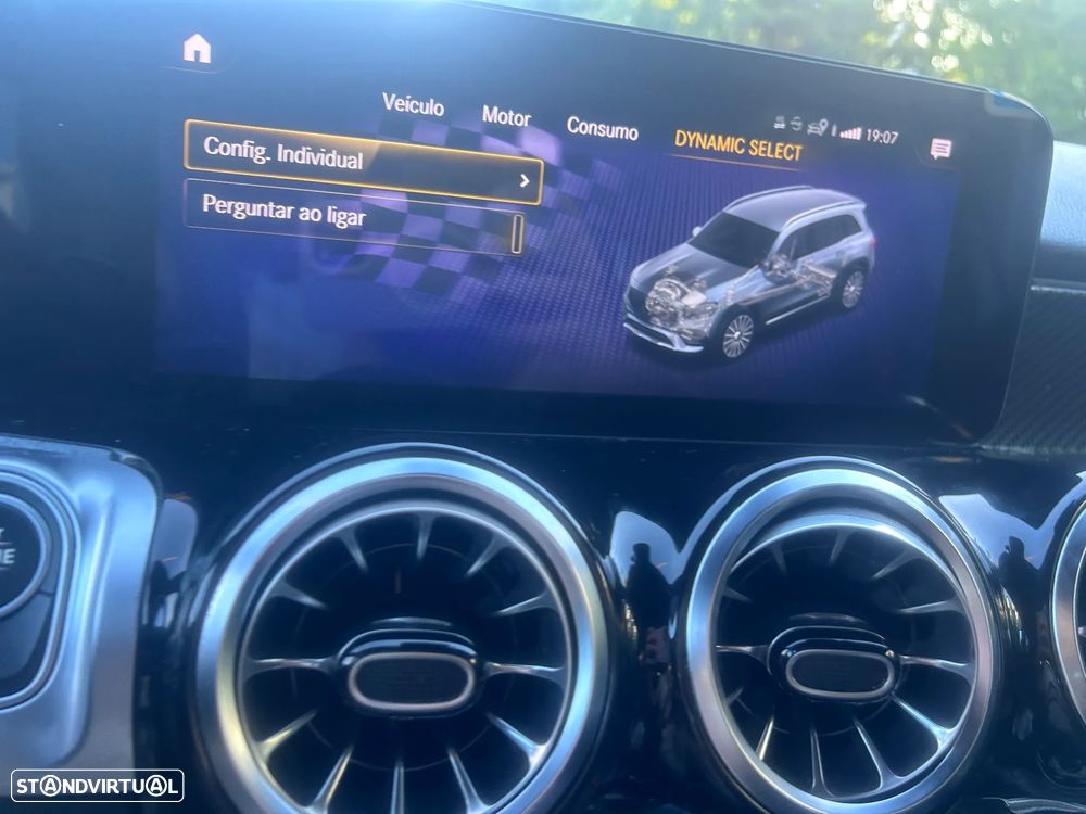 Mercedes-Benz GLB 35 AMG 4Matic - 9