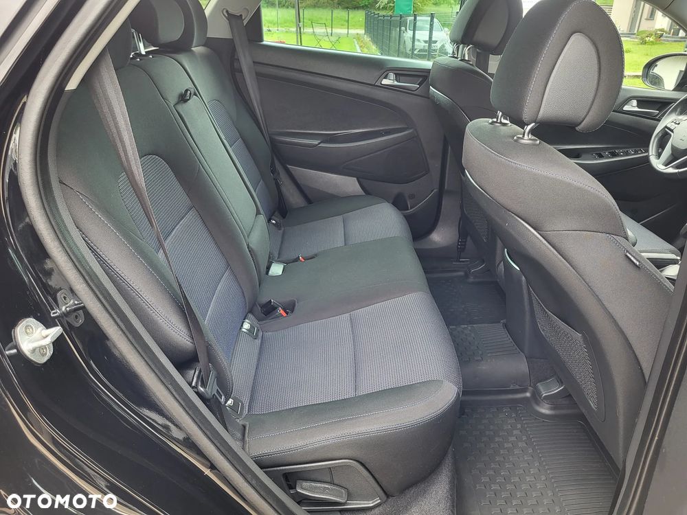 Hyundai Tucson 1.6 GDi Comfort 2WD - 27