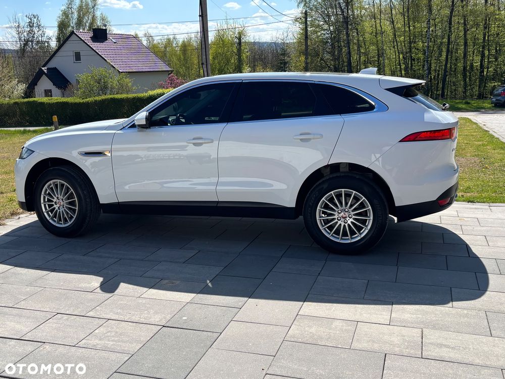 Jaguar F-Pace 25t AWD Prestige - 9