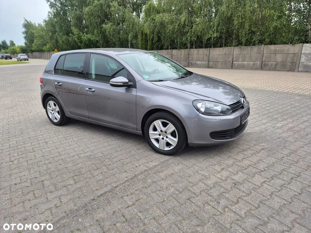 Volkswagen Golf - 10