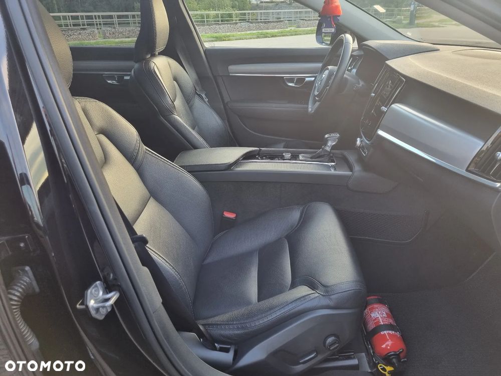 Volvo V90 Cross Country D4 AWD Geartronic Pro - 19