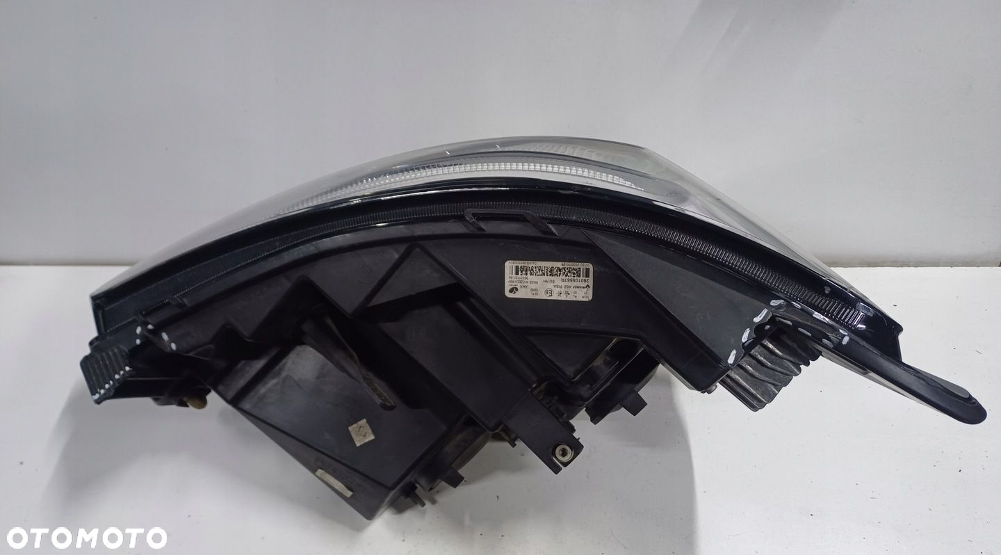 lampa prawy przod RENAULT MASTER IV 4 19 LED EUROPA - 12