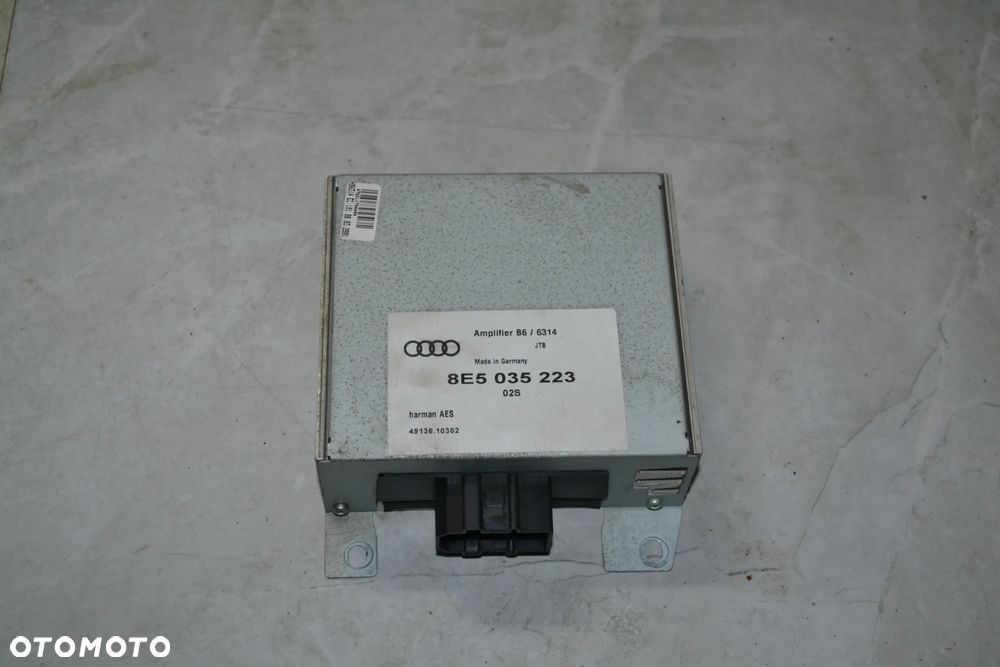 AUDI A4 B6 B7 WZMACNIACZ DŹWIĘKU 8E9035223 - 1