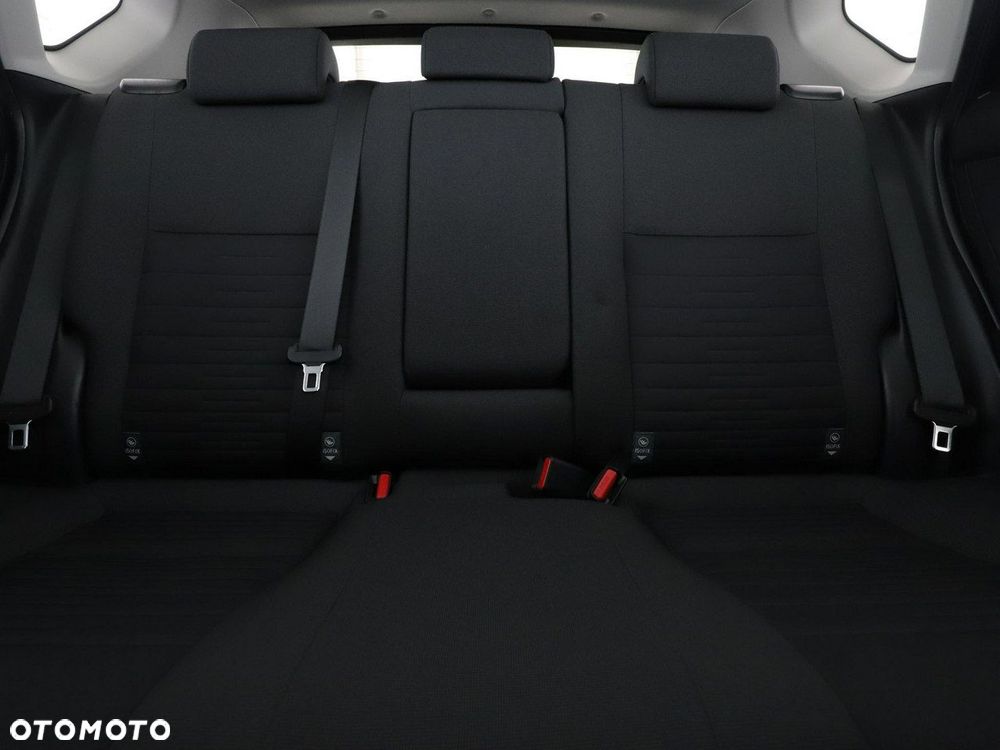 Toyota Auris Hybrid 135 Comfort - 18