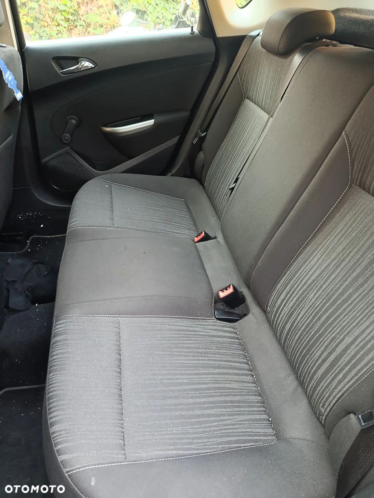 Opel Astra - 14
